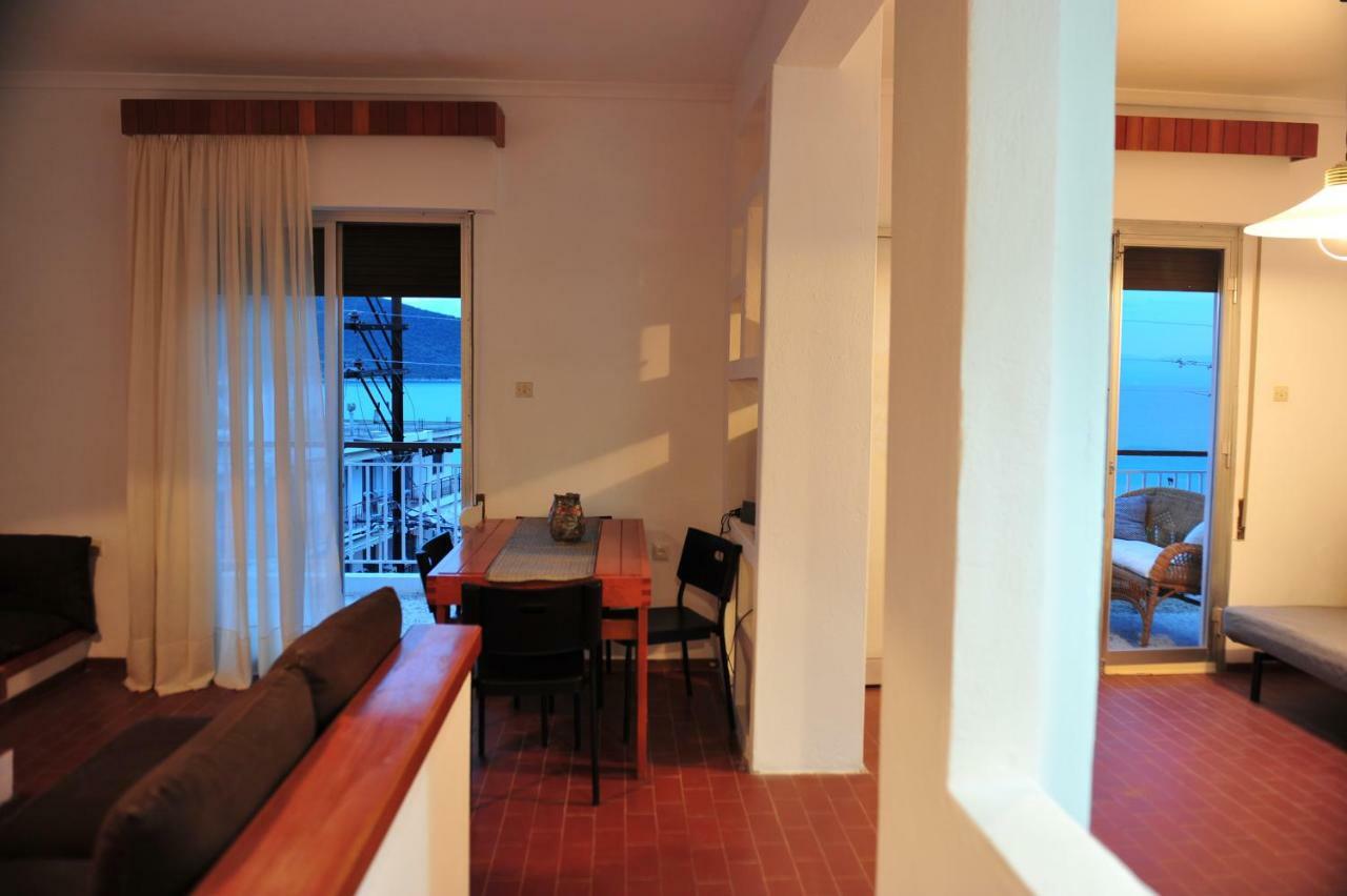 Apartment 99 Néa Péramos Extérieur photo